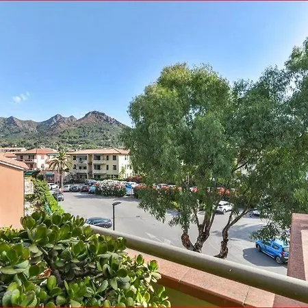 La Colombaia Apartment *